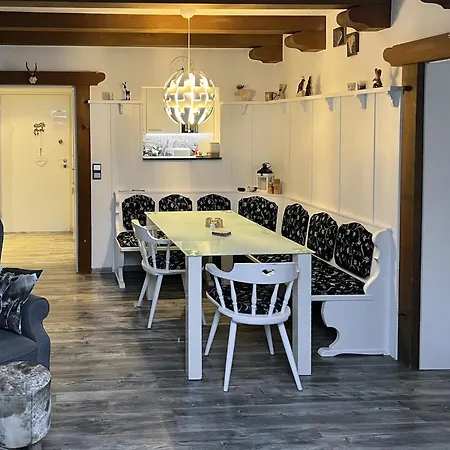 Διαμέρισμα Alpenglueck Mit Schwimmbad Und Sauna -sauna Nicht Im Jul Und Aug *